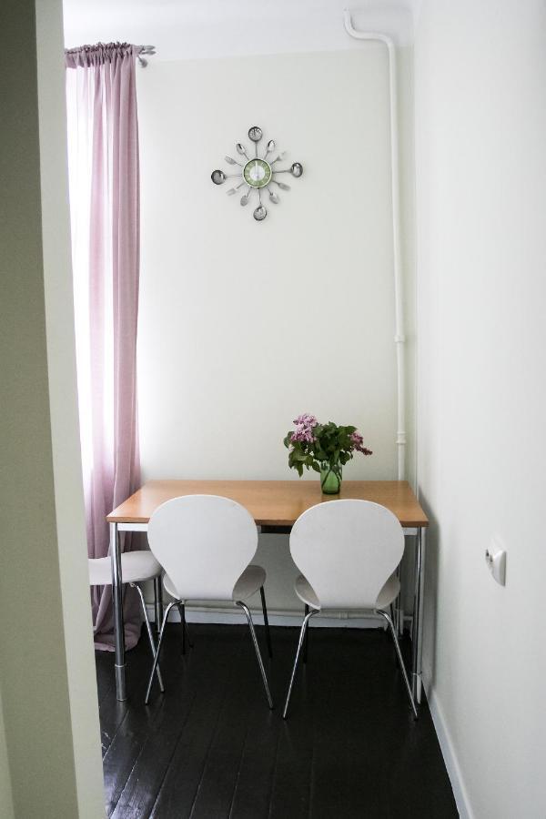 Classy Green Old Town Apartment Klaipėda Exterior foto
